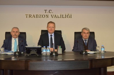 Trabzon'da Seçim Güvenliği Toplantısı Vali Yücel Yavuz'un Başkanlığında Yapıldı