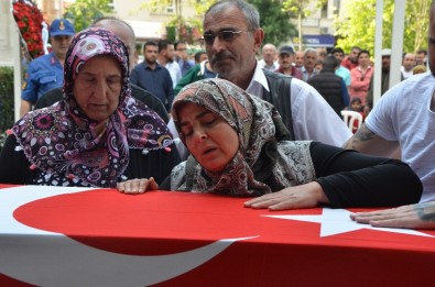 Uzman Çavuşun Annesinden Oğluna Son Sesleniş Açıklaması 'Hakkını Helal Et Bana Çok Baktın'