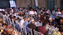KUZEY KIBRIS - Başbakan Yardımcısı Akdağ, Selimiye Meydanı'nda İftar Programına Katıldı