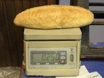 ŞAFAK BASKINI - Bursa'da Zabıtadan Ekmek Fırınlarına Şafak Baskını