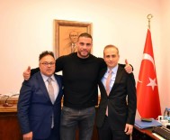 ALTIN KEMER - Dünya Şampiyonu Trabzon'a Geliyor