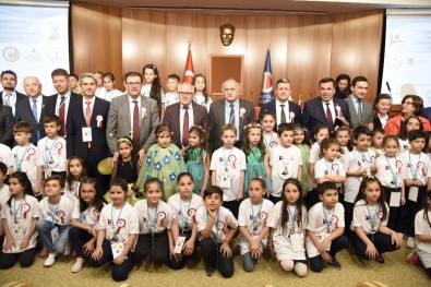 İlkokul Öğrencilerden Örnek TÜBİTAK Projesi