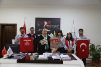 KOCADERE - İzcilerden Başkan Özakcan'a Anlamlı Hediye