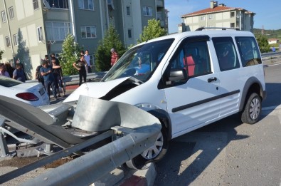 Keşan'da Trafik Kazası Açıklaması 1 Yaralı