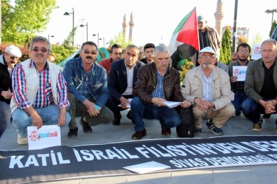 Sivas'ta Filistin İçin Oturma Eylemi