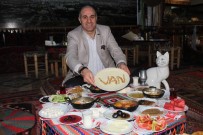 SAHUR - Yılın İlk Sahuru Meşhur Van Kahvaltısıyla Yapıldı