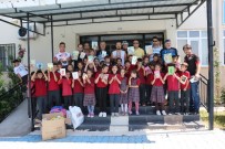 YAĞCıLAR - Yunusemre'de Bisikletçilerden Kitap Kardeşliği