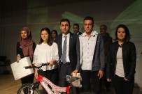 MURAT GIRGIN - 13 ve üzeri kitap okuyan 25 lise öğrencisine ödül