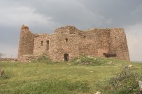 SÜRYANILER - 1400 Yılık Kilise Onarılmayı Bekliyor