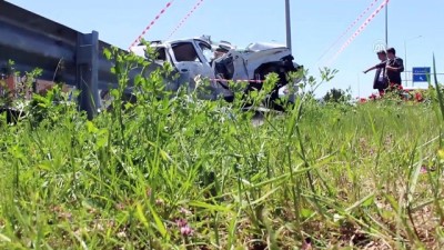 Giresun'da Otomobil İle Tır Çarpıştı Açıklaması 3 Yaralı