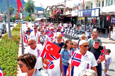 Norveç Milli Bayramı Kemer'de Kutlandı