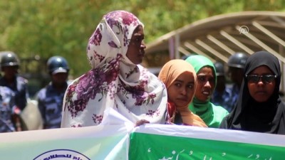 Sudanlı Öğrencilerden İsrail'e Tepki