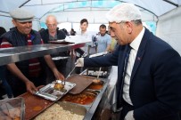 İFTAR ÇADIRI - Altınordu Belediyesi Her Akşam Bin 200 Kişiye İftar Veriyor