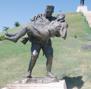 Beyşehir'e Şehit Baba Ve Oğul Anıtı