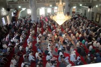 BALıKLıGÖL - Ramazan'ın İlk Cumasında Balıklıgöl'deki Camiler Doldu