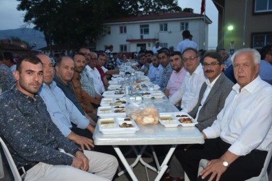 Şehzadeler'in Gönül Sofrası Hacıhaliller'de Kuruldu