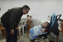 UTKU ÇAKIRÖZER - Tepebaşı Belediyesi 4 Mahalleyi İftar Sofralarında Buluşturdu