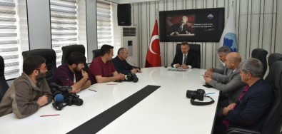 Vali Elban Açıklaması '100 Milyon Lira Üzerinde Asfalt Çalışması Yapıyoruz'