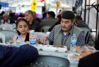 İFTAR ÇADIRLARI - Vatandaşlardan İftar Çadırlarına Yoğun İlgi