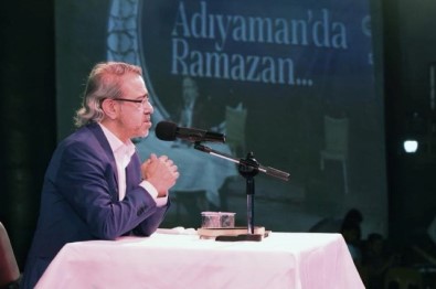 Yazar Mustafa Armağan'dan Muhteşem Gece