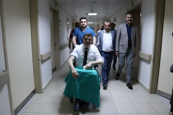 CHP milletvekilleri trafik kazasında yaralandı