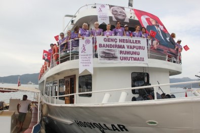 19 Mayıs Kutlamalarına Bandırma Vapuru'yla Geldiler
