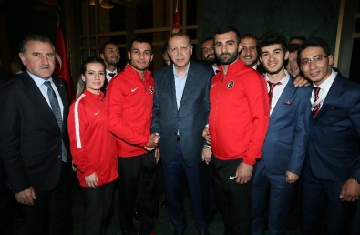 Cumhurbaşkanı Erdoğan Açıklaması 'Kazanacak Yerlerde Olan Şu Anda 20, 21, 22 Yaşında Gençlerimiz De Var'