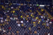 AZİZ YILDIRIM - Fenerbahçeli Taraftarlardan Yönetime Tepki