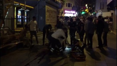 GÜNCELLEME - Kadıköy'de Bıçaklı Kavga Açıklaması 1 Ölü
