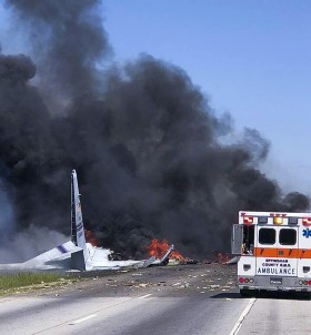 ABD'deki Uçak Kazasında 2 Kişi Öldü