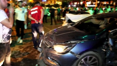 Adana'da Zincirleme Trafik Kazası Açıklaması 5 Yaralı