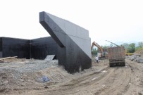 YENİ KÖPRÜ - Arifiye'de Köprü İnşaatı Tüm Hızıyla Devam Ediyor