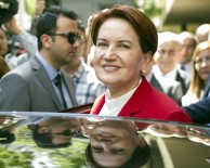 DOĞU PERİNÇEK - Meral Akşener Cumhurbaşkanlığı Adaylığı İçin YSK'ya Başvurdu