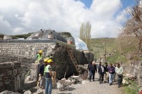 RAHMI DOĞAN - Vali Doğan, Talimat Verdi, Çatı Sökülecek