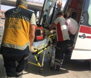 ERKILET - Karşıdan Karşıya Geçmeye Çalışan Çocuk Kazada Ağır Yaralandı