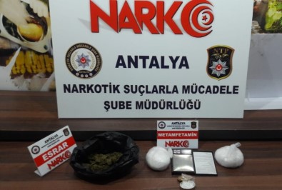 Antalya'da Uyuşturucu Operasyonu Açıklaması 3 Tutuklama