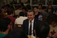 Bakan Osman Aşkın Bak'tan Öğrencilere Sürpriz Ziyaret