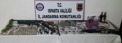 Isparta'da Uyuşturucu Operasyonu Açıklaması 13 Gözaltı