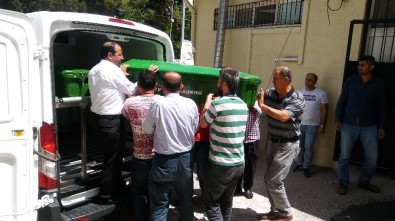 Oğlu Tarafından Öldürülen Anne Ve Babanın Cenazesi Adli Tıp Kurumu'ndan Alındı