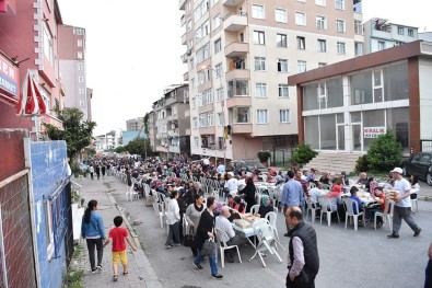 Ramazan Coşkusu Maltepe'nin Sokaklarında Yaşanıyor