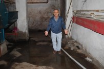 APARTMAN YÖNETİCİSİ - 4 Gündür Su Baskını Vatandaşı Çileden Çıkardı