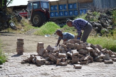 Arguvan Belediyesi Yenileme Çalışmalarına Devam Ediyor