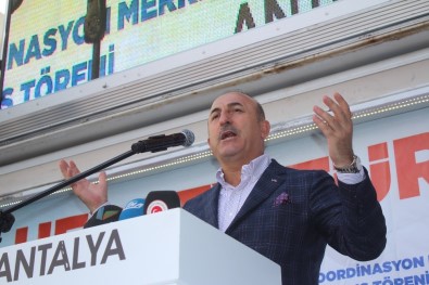 Bakan Çavuşoğlu Açıklaması '1,8 Milyar Ümmet, Recep Tayyip Erdoğan'ın Seçilmesi İçin Dua Ediyor'