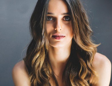 Bestemsu Özdemir, Engin Akyürek'e kancayı taktı