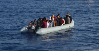 Kuşadası Körfezi Ve Didim'de 167 Kaçak Göçmen Yakalandı