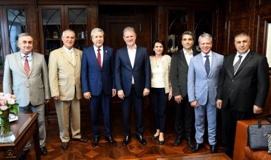 Rektör Budak, 'Üniversite-Sanayi İşbirliklerine Tüm Birikimimizle Hazırız'