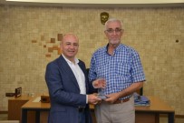 MEHMED ALI SARAOĞLU - Saraoğlu'ndan Belediye Meclis Üyelerine Plaket