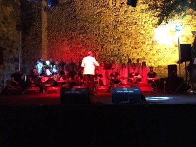 Sinop'ta Antakya Medeniyetler Korusu Konseri