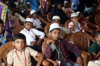 ÜMMET - Sri Lankalı Yetimlerin Bayramlık Sevinci