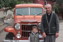 DÜĞÜN ARABASI - 65 Yıllık Klasik Kamyonet İle 64 Yaşındaki Ustanın Serüveni